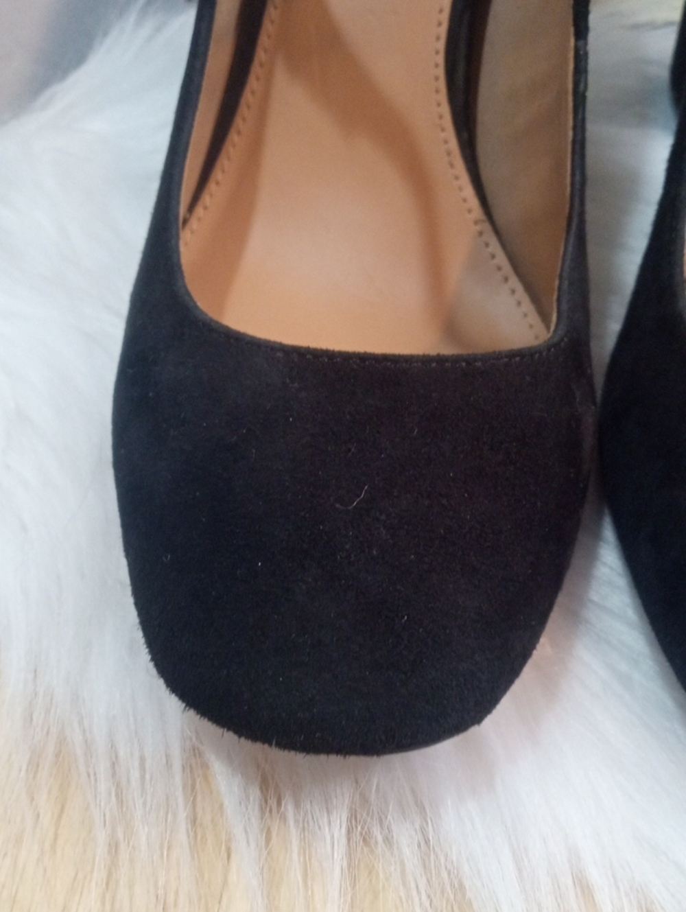 CALVIN KLEIN CASSIAN BLOCK HEELS - Picture 4 of 11